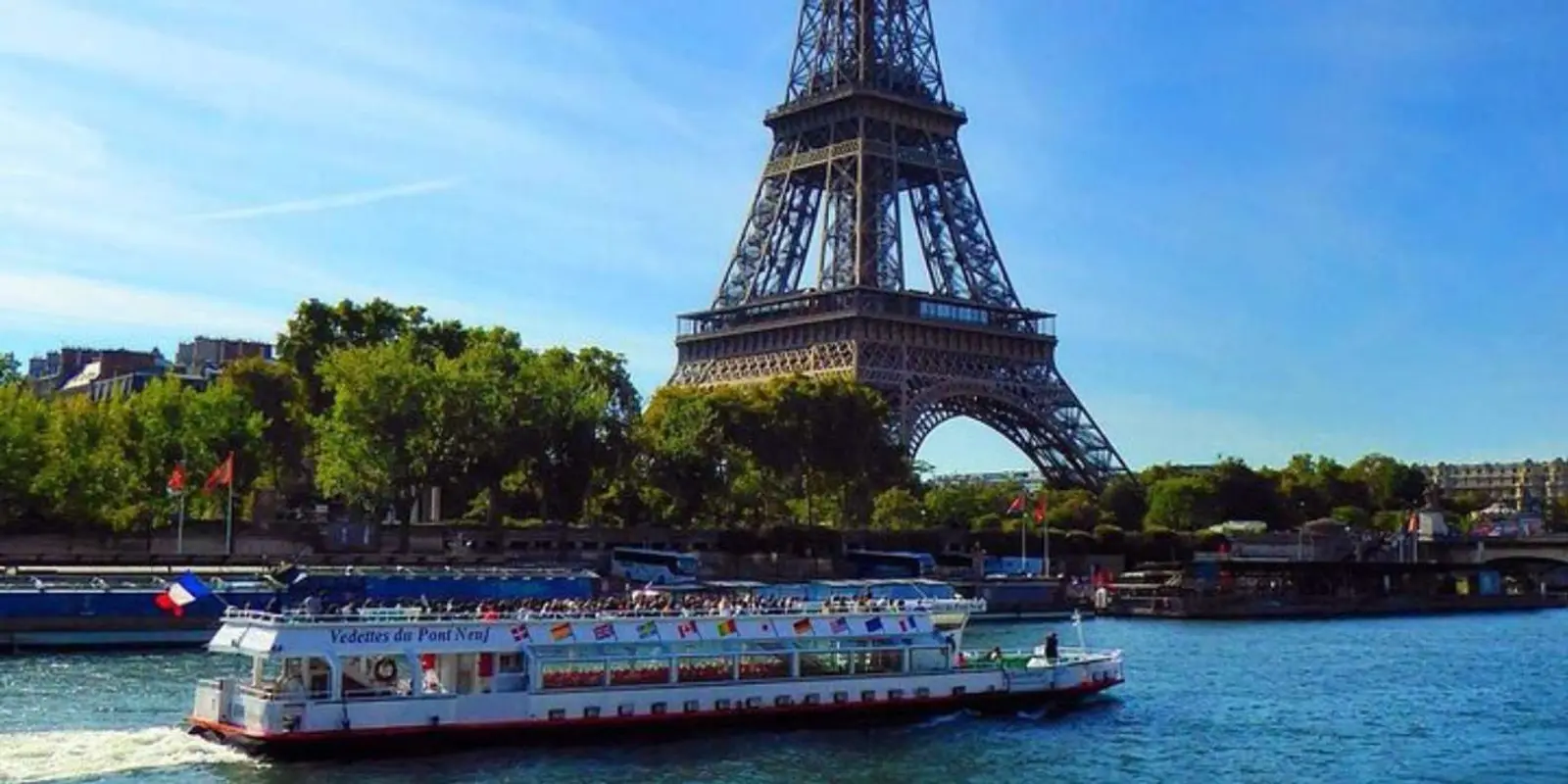 Seine River Sightseeing Guided Cruise Vedettes du Pont Neuf