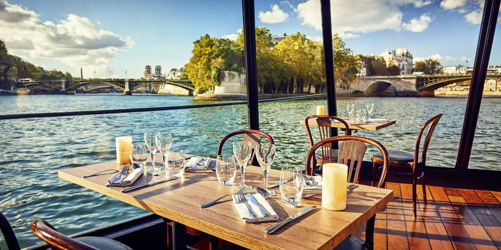 Paris: 3-Course Lunch Cruise on the River Seine